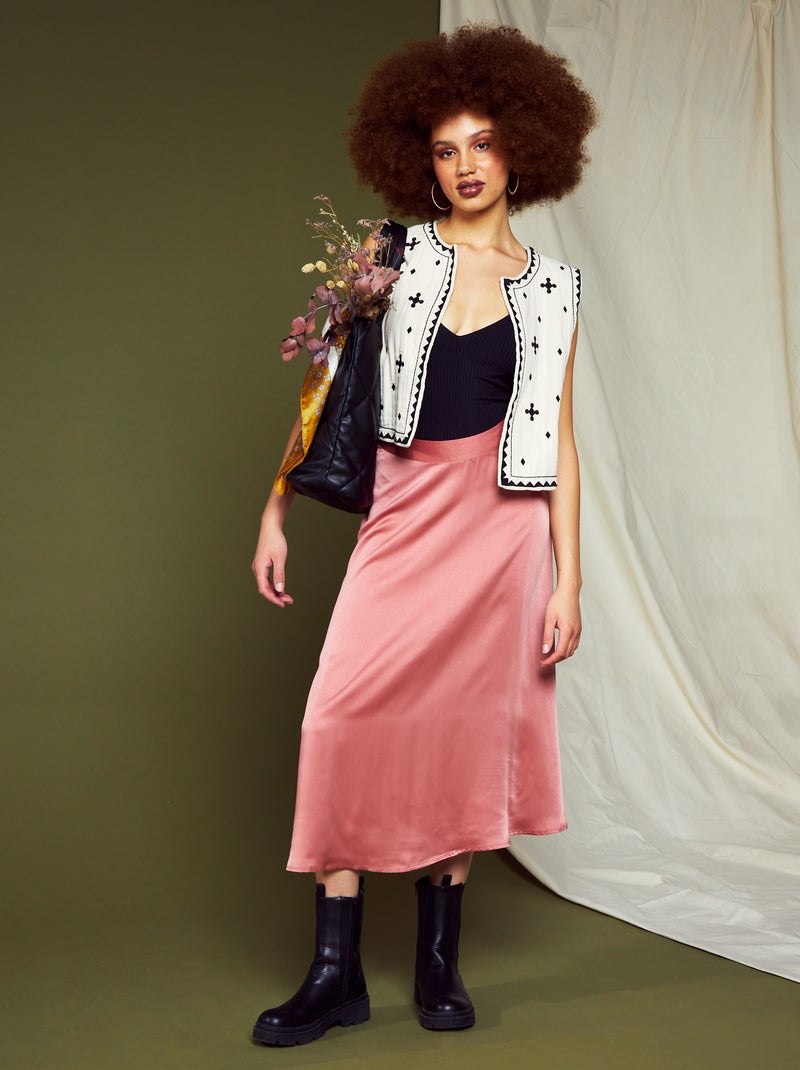 Falda midi de raso Rosa - Kiabi