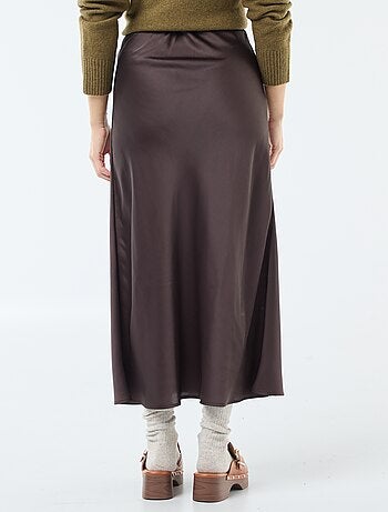 Falda midi ligera