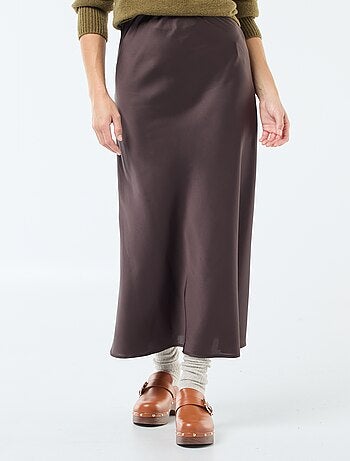 Falda midi ligera
