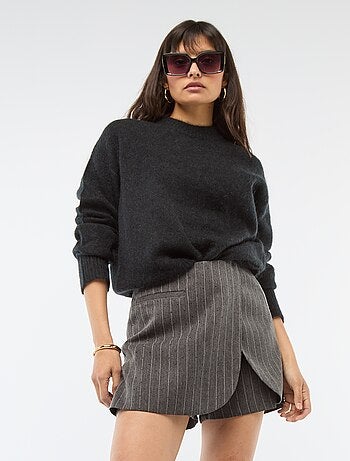 Falda pantalón a rayas con strass