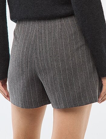 Falda pantalón a rayas con strass