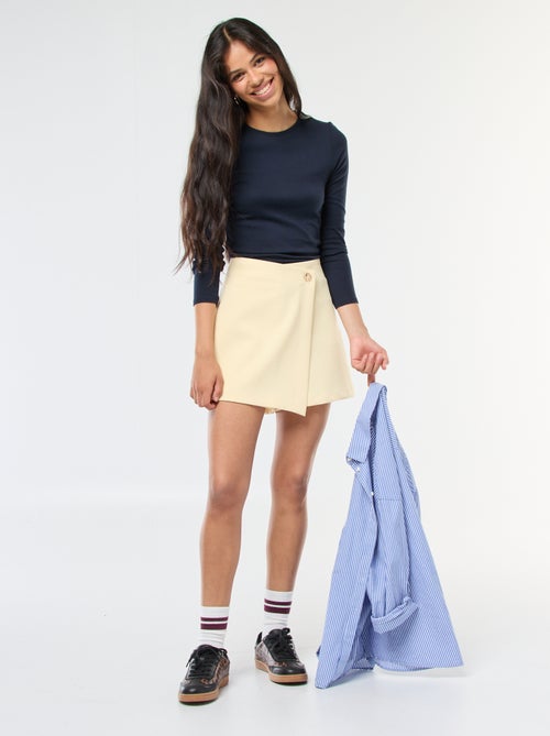 Falda pantalón asimétrica con botón dorado - Kiabi