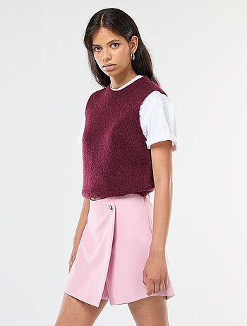 Falda pantalón asimétrica con botón dorado