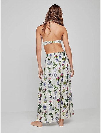 Falda pantalón con estampado tropical anudada en cintura