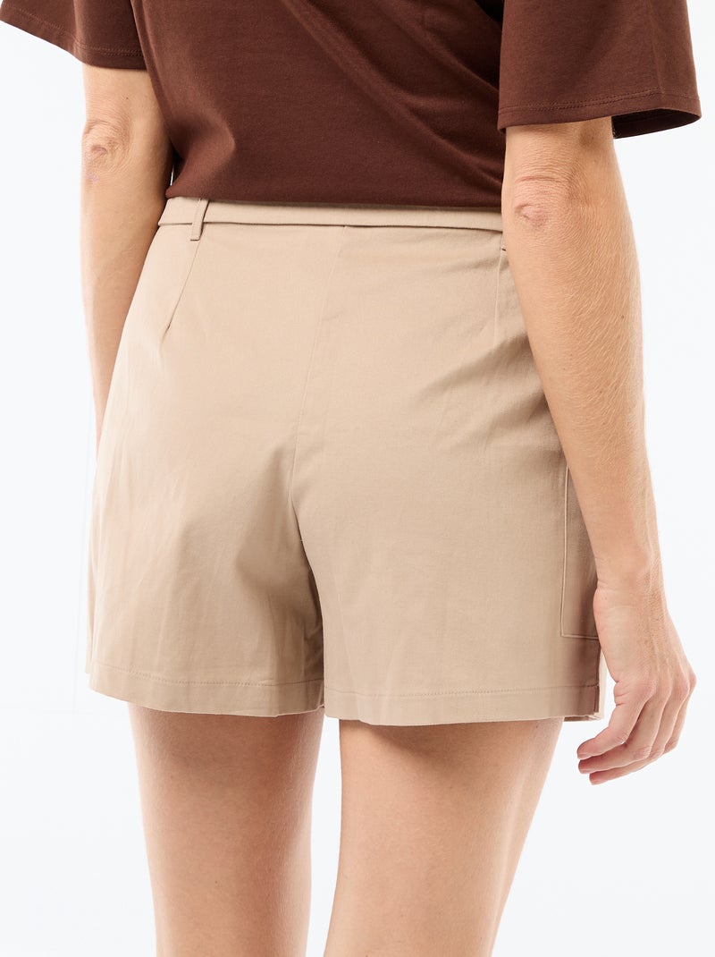 Falda pantalón corta con cinturón Beige - Kiabi