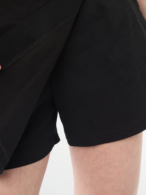 Falda pantalón corta con cinturón - Kiabi