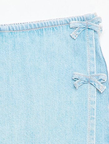 Falda pantalón corta vaquera con nudos