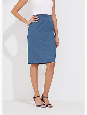 Falda recta de largo medio