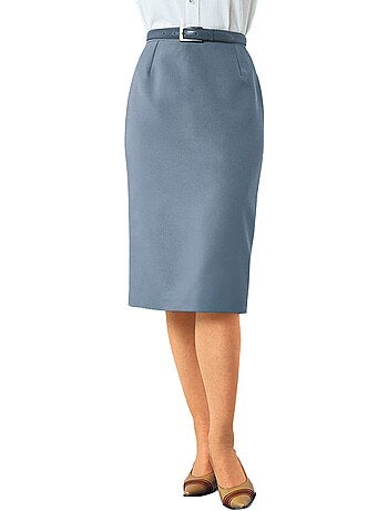 Falda recta de largo medio