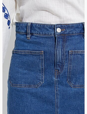 Falda vaquera corta recta con 4 bolsillos