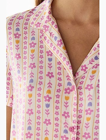 Flora pijama de camisa y pantalón con estampado floral, manga corta penti
