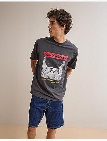 Foo Fighters con camiseta, MO Fashion