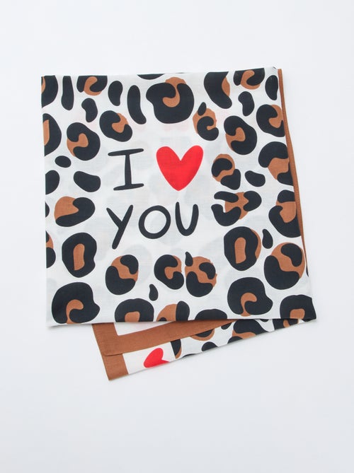 Foulard estampado fantasía (100x100 cm) 'Agathe Sorlet x Kiabi' - San Valentín - Kiabi