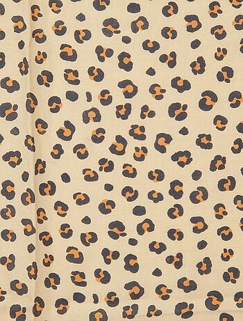 Fular amplio estampado