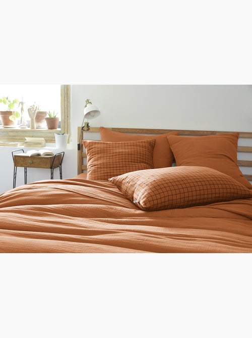 Funda de almohada – gasa de algodón tejida – cuadros pequeños - gaïa mix - Kiabi Funda de almohada – gasa de algodón tejida – cuadros pequeños - gaïa mix - Kiabi