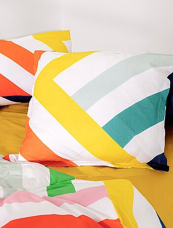 Funda de almohada Happy stripes "Happyfriday