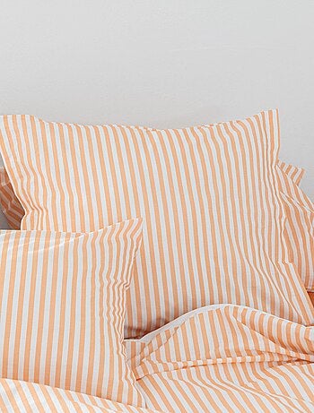 Funda de almohada Layering "Happyfriday