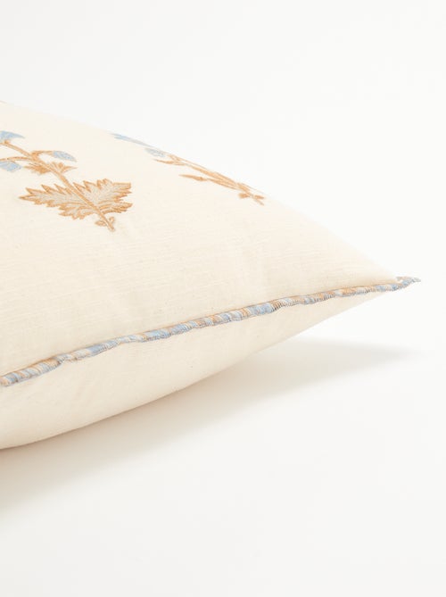 Funda de cojín con flores bordadas - Kiabi Funda de cojín con flores bordadas - Kiabi