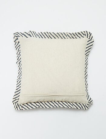 Funda de cojín con volante (45 x 45 cm)