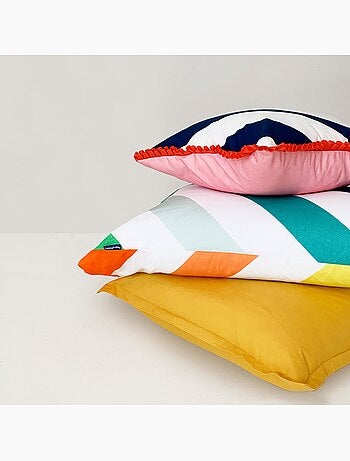 Funda de cojín decorativo Happy stripes "Happyfriday