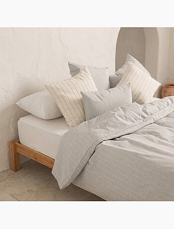 Funda nórdica algodón hilo relieve, tejido texturizado. No incluye fundas de almohada.