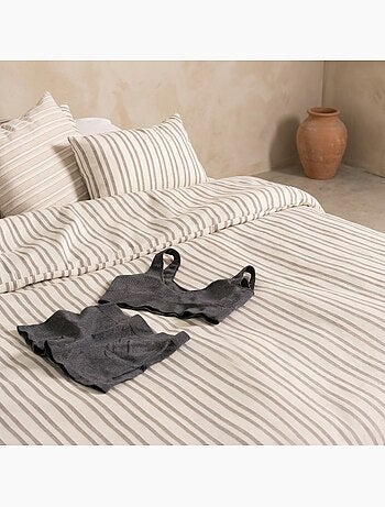 Funda nórdica algodón rayas relieve, tejido texturizado. No incluye fundas de almohada.