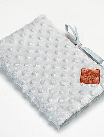 Funda para cartilla de salud de bebé en minky | SEVIRA KIDS