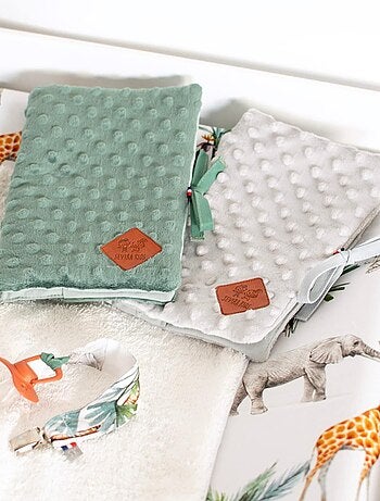 Funda para cartilla de salud de bebé en minky | SEVIRA KIDS
