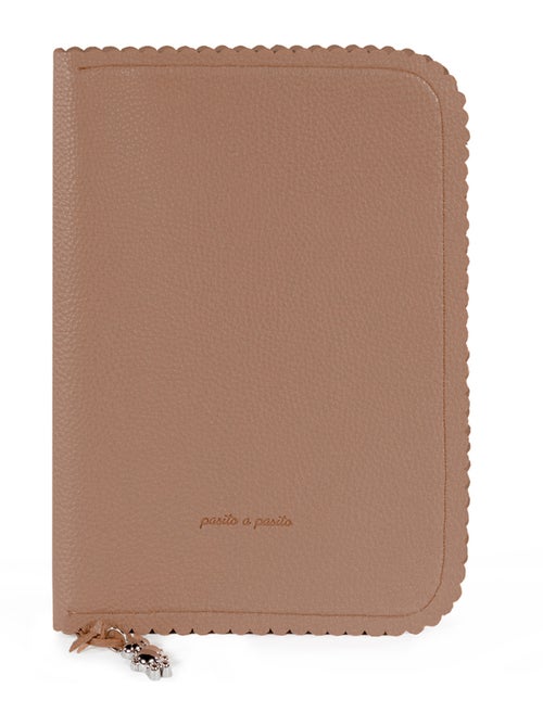 Funda para cartilla de salud del bebé | Pasito a pasito - Kiabi