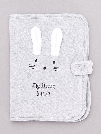 Funda para cartilla sanitaria 'conejo' - Kiabi