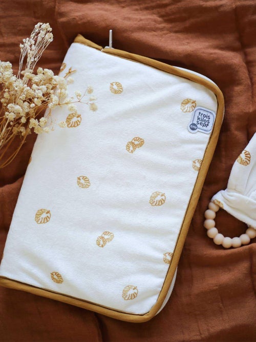 Funda para la cartilla de salud - Kiabi Funda para la cartilla de salud - Kiabi