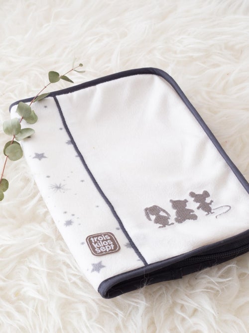 Funda para la cartilla sanitaria del bebé - Kiabi
