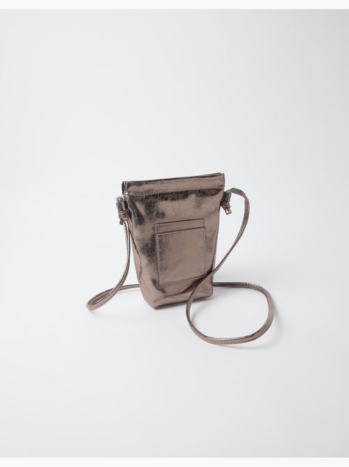 Funda para móvil tipo bolso, mo fashion - Kiabi Funda para móvil tipo bolso, mo fashion - Kiabi
