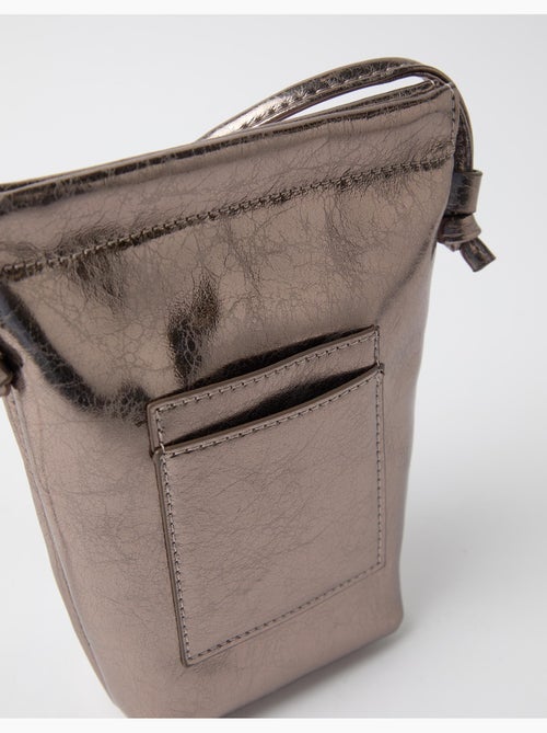 Funda para móvil tipo bolso, mo fashion - Kiabi Funda para móvil tipo bolso, mo fashion - Kiabi
