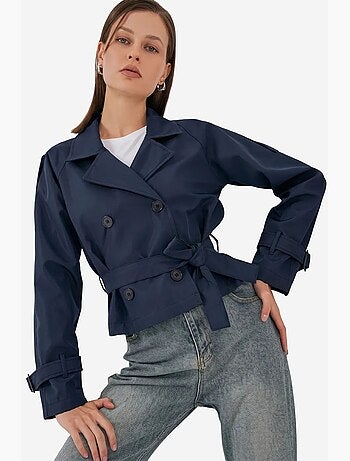 Gabardina corta con cinturón bdart