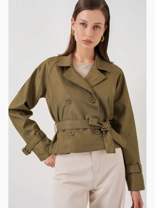 Gabardina corta con cinturón bdart - Kiabi Gabardina corta con cinturón bdart - Kiabi