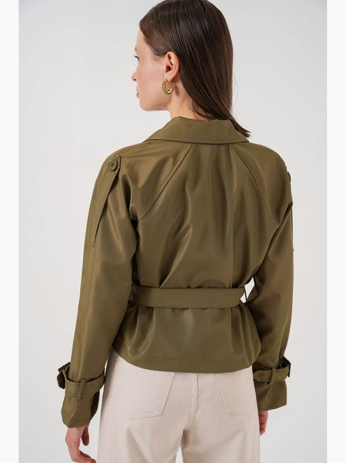 Gabardina corta con cinturón bdart - Kiabi Gabardina corta con cinturón bdart - Kiabi