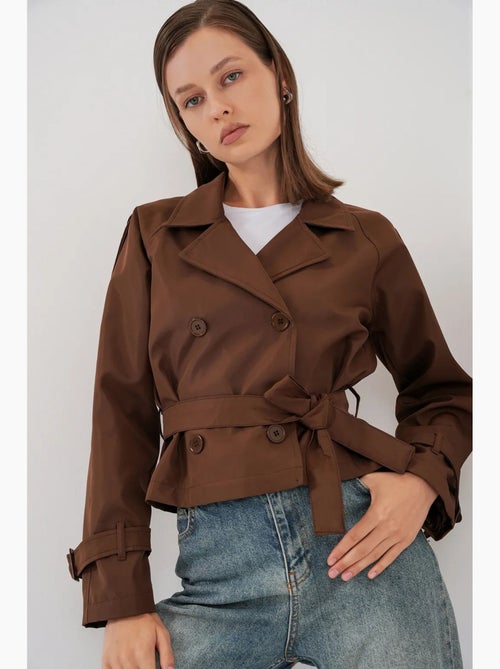 Gabardina corta con cinturón bdart - Kiabi Gabardina corta con cinturón bdart - Kiabi