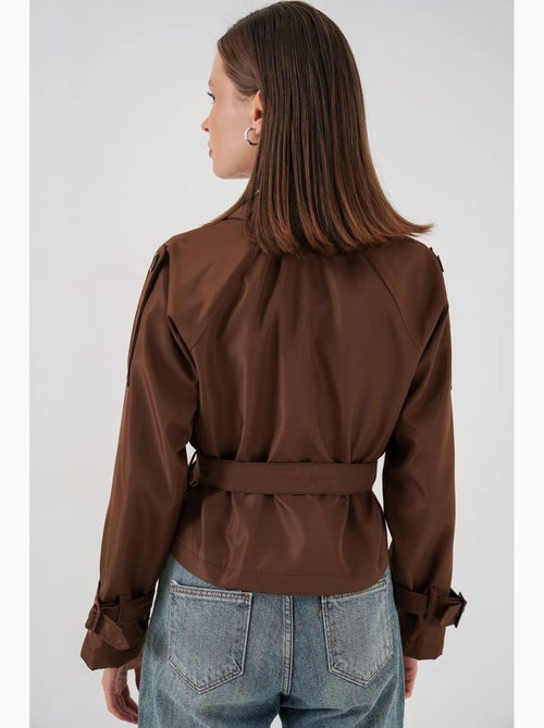 Gabardina corta con cinturón bdart - Kiabi Gabardina corta con cinturón bdart - Kiabi