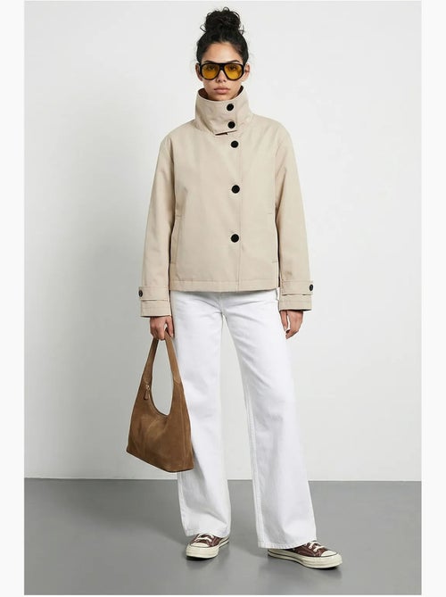 Gabardina corta con cuello mao lucci - Kiabi Gabardina corta con cuello mao lucci - Kiabi