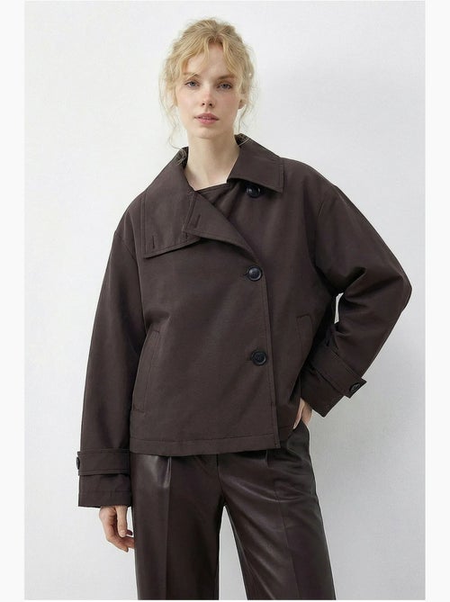 Gabardina corta con cuello mao lucci - Kiabi Gabardina corta con cuello mao lucci - Kiabi