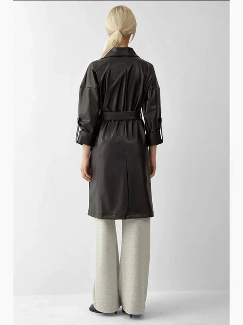 Gabardina de piel sintética con cinturón bdart - Kiabi Gabardina de piel sintética con cinturón bdart - Kiabi