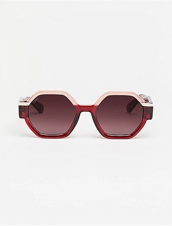 Gafas valette de estética purista, líneas rectas y montura ligera