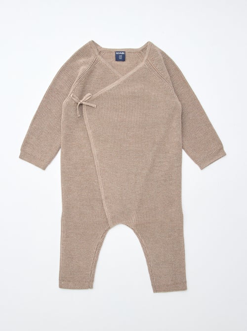 GIFTBOX Pelele + calcetines + muselina + babero - Kiabi