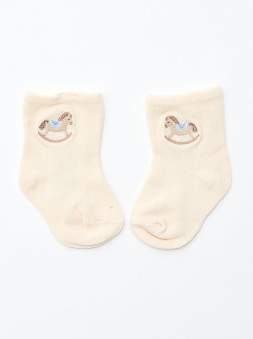 GIFTBOX Pelele + calcetines + muselina + babero - Kiabi