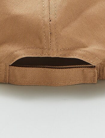 Gorra básica estilo béisbol