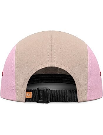 Gorra cinco paneles lifestyle hombre y mujer cocos nude