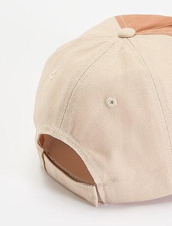 Gorra con estampado estilo béisbol