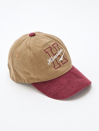 Gorra con visera de tejido de canalé