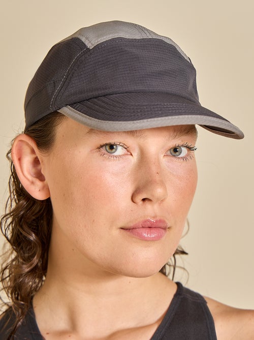Gorra de running con visera flexible - (ekstract) - Kiabi Gorra de running con visera flexible - (ekstract) - Kiabi